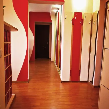 Apartament Piata Victoriei Апартаменти Бухарест