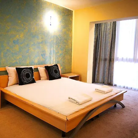 Апартаменти Apartament Piata Victoriei *